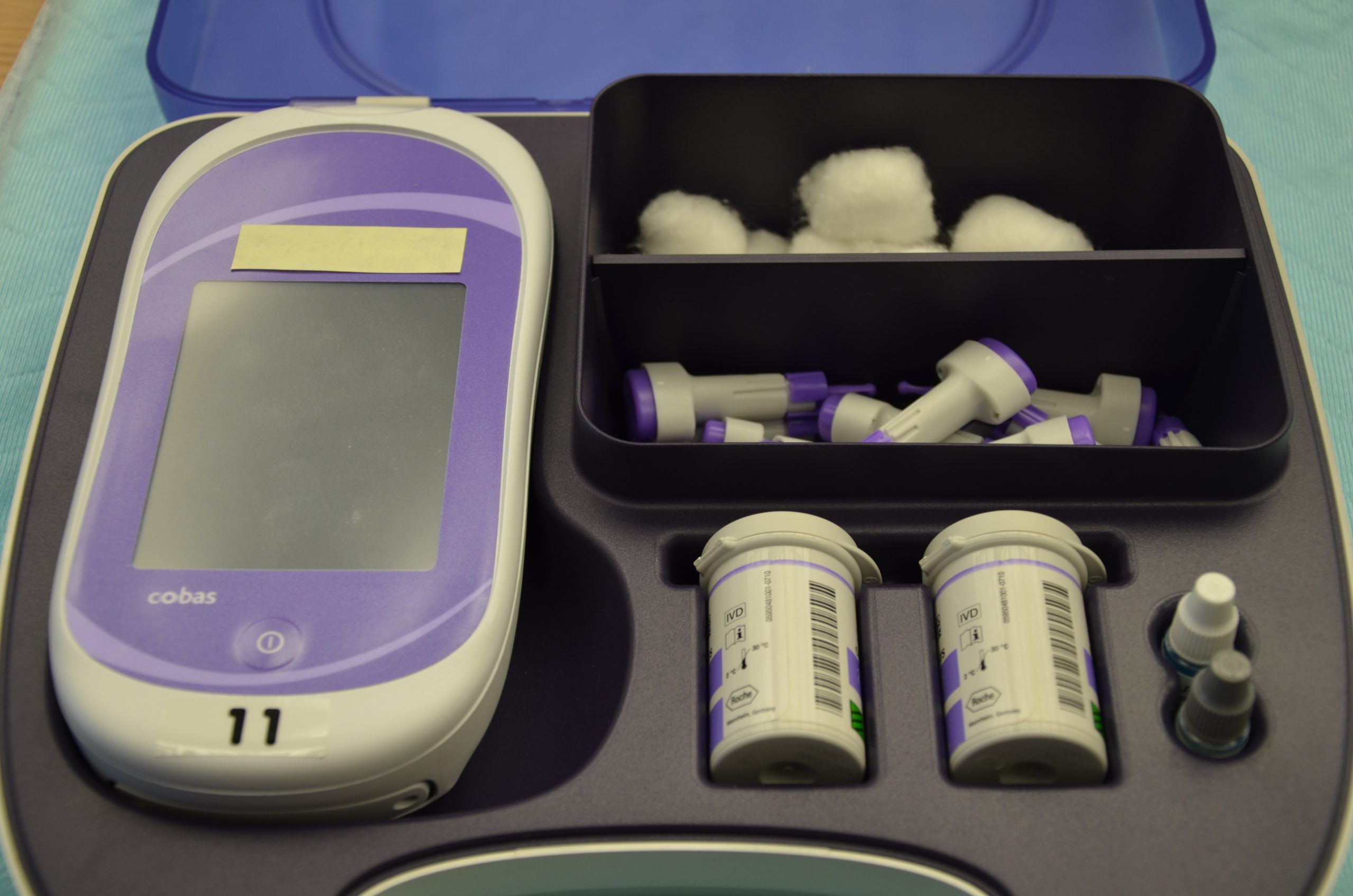 “DSC_0718.jpg” by British Columbia Institute of Technology (BCIT) is licensed under CC BY 4.0. Access for free at https://opentextbc.ca/clinicalskills/chapter/8-2-glucometer-use/. Photo showing bedside glucometer