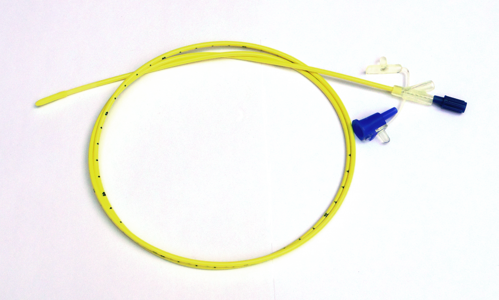 “Enteral_feeding_tube_stylet_retracted.png” by Tenbergen is licensed under CC BY-SA 4.0 Photo showing small bore NG Tube