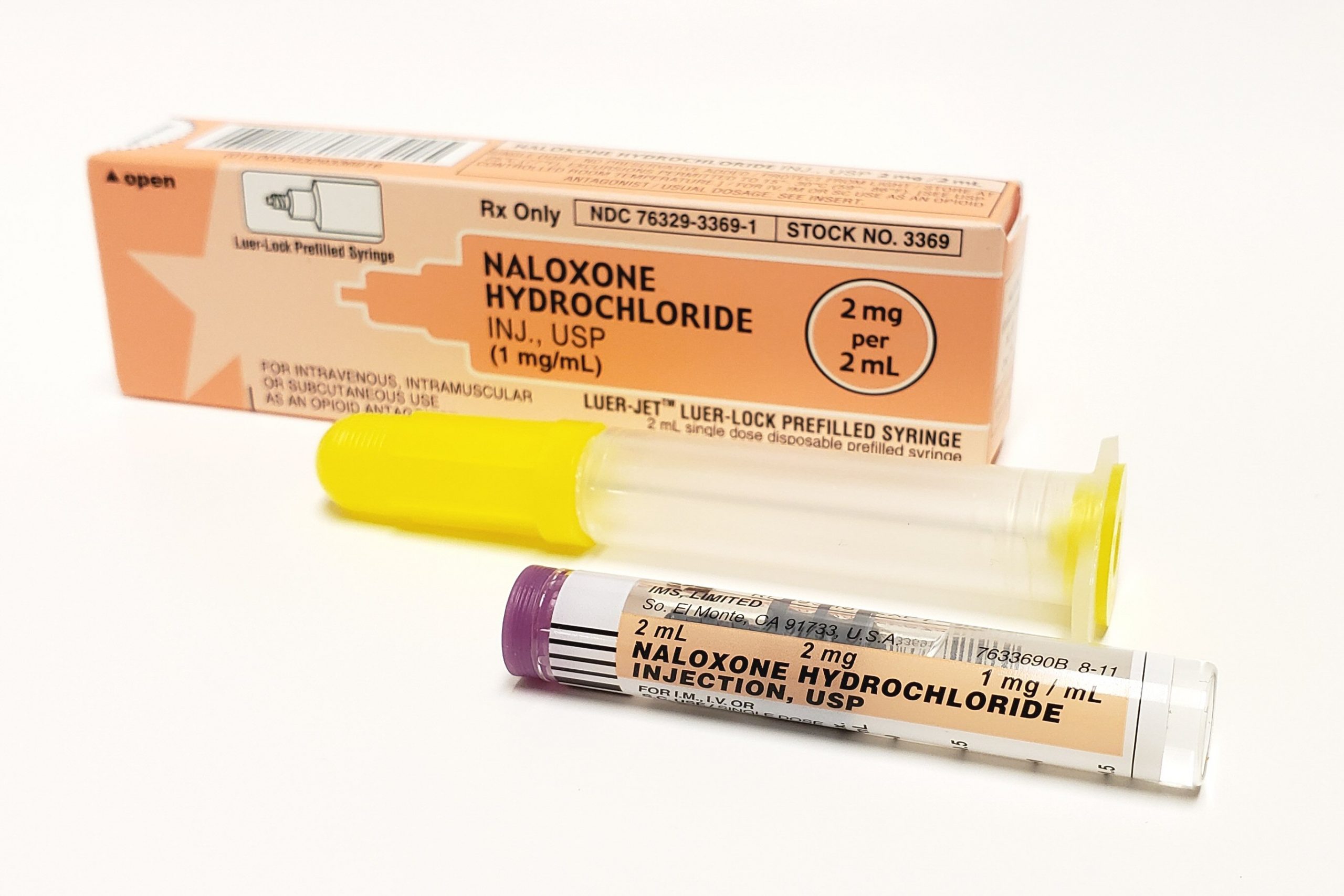 "Naloxone_5.jpg" by Intropin (Mark Oniffrey) is licensed under CC BY-SA 4.0 Photo showing a pre-filled syringe and it's packaging